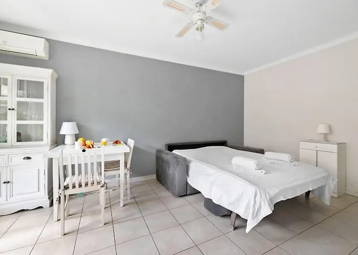 Le Landelle - Centre- Climatisation -proche Gare Sncf Apartmán *